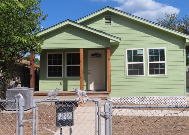 110  Alexander Rd