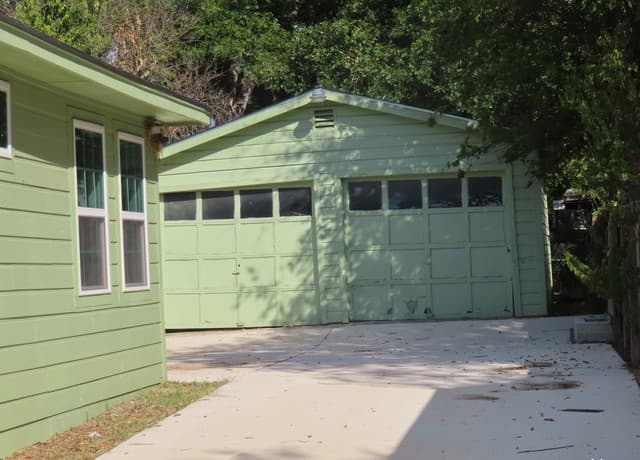 110  Alexander Rd, San Antonio, TX 78201 — photo 18