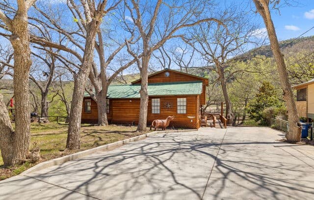 1806  Ponderosa Dr, New Braunfels, TX 78132 — photo 12