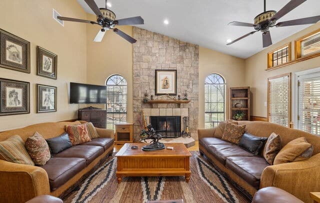 1806  Ponderosa Dr, New Braunfels, TX 78132 — photo 13
