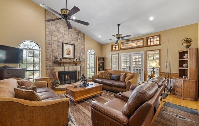 1806  Ponderosa Dr, New Braunfels, TX 78132 — photo 16