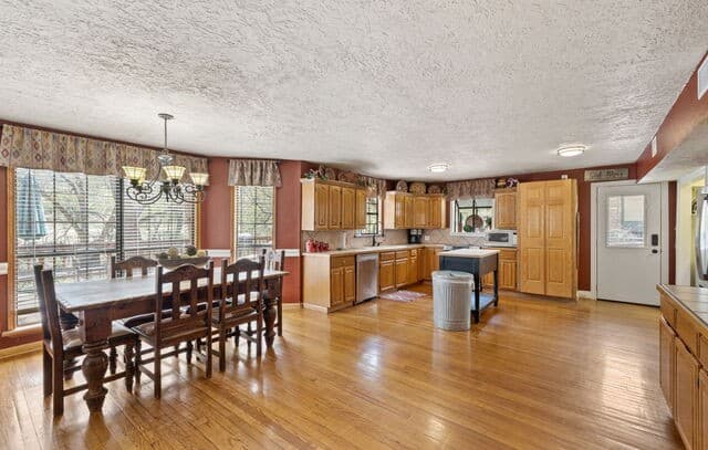 1806  Ponderosa Dr, New Braunfels, TX 78132 — photo 18