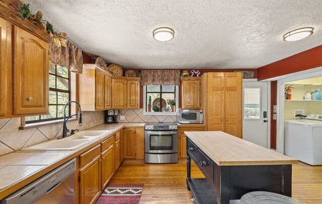1806  Ponderosa Dr, New Braunfels, TX 78132 — photo 23