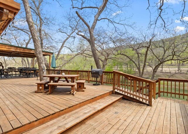 1806  Ponderosa Dr, New Braunfels, TX 78132 — photo 7