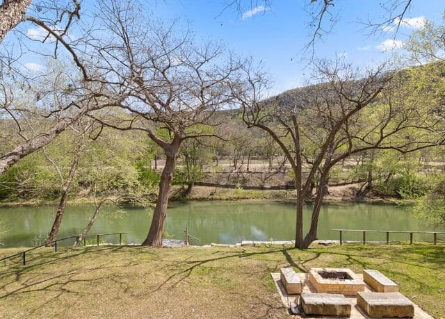 1806  Ponderosa Dr, New Braunfels, TX 78132 — photo 8