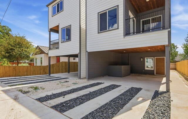 124 Kearney Unit 102