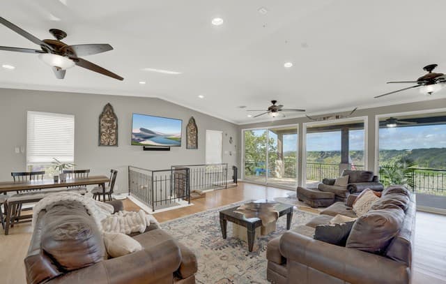 518  Park, Bandera, TX 78003 — photo 17