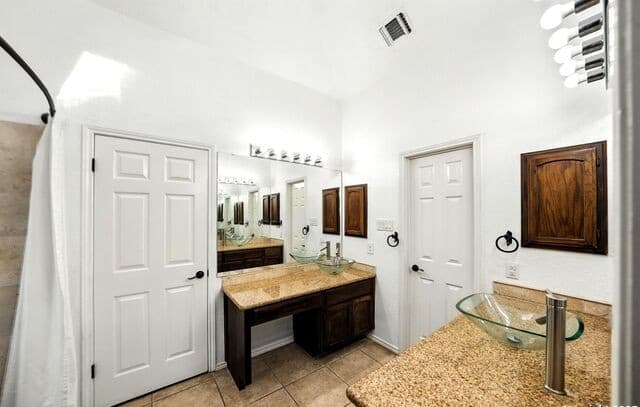17902  Crystal Knl, San Antonio, TX 78258 — photo 20