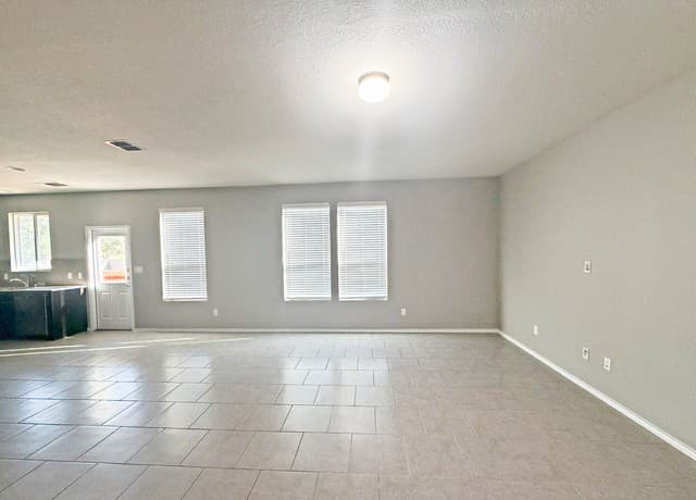 12958  Limestone Way, San Antonio, TX 78253 — photo 9