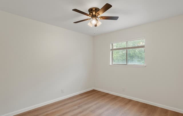 212  Avenue F, Converse, TX 78109 — photo 13