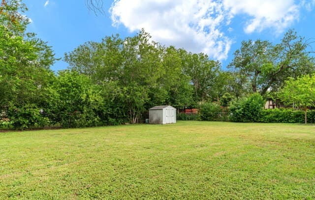 212  Avenue F, Converse, TX 78109 — photo 16