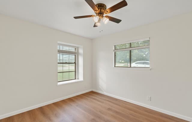 212  Avenue F, Converse, TX 78109 — photo 22