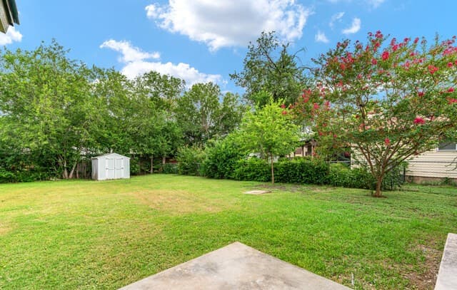 212  Avenue F, Converse, TX 78109 — photo 9