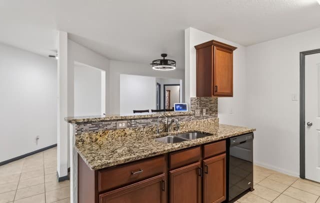 12207  Claiborne, San Antonio, TX 78252 — photo 4