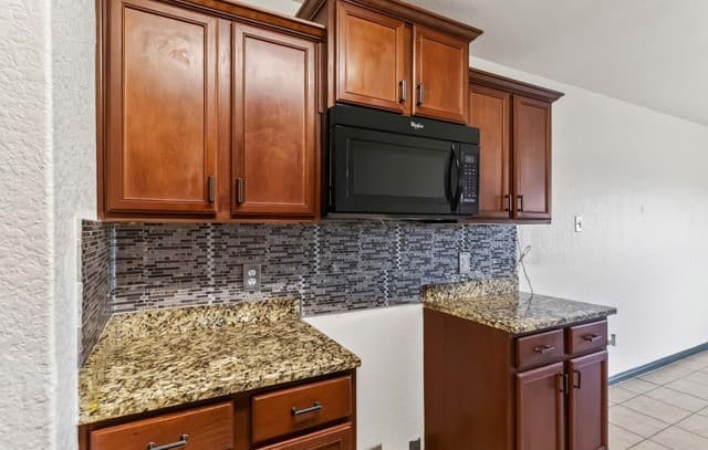 12207  Claiborne, San Antonio, TX 78252 — photo 7