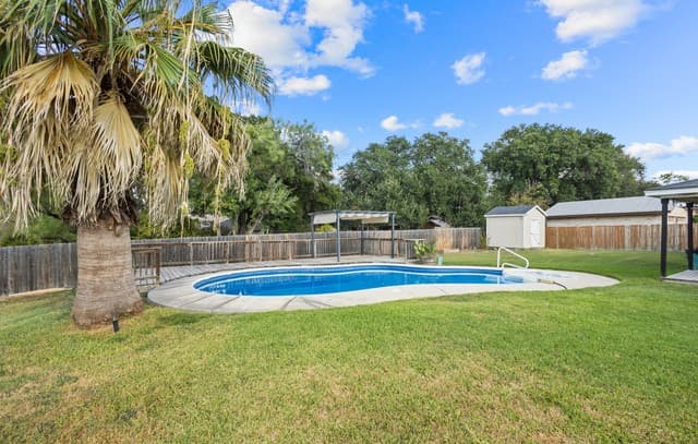 4203  Smoke Rdg, San Antonio, TX 78217 — photo 24