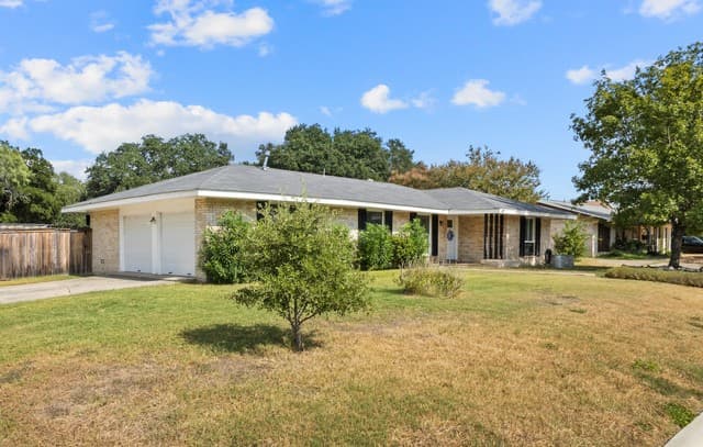 4203  Smoke Rdg, San Antonio, TX 78217 — photo 3