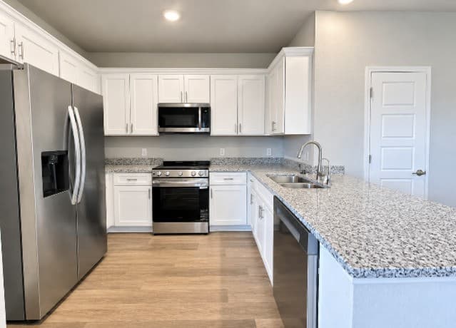 12348  Montgomery Forest Unit 101, San Antonio, TX 78252 — photo 2