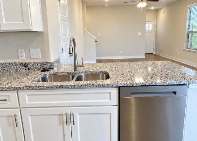 12348  Montgomery Forest Unit 101, San Antonio, TX 78252 — photo 3