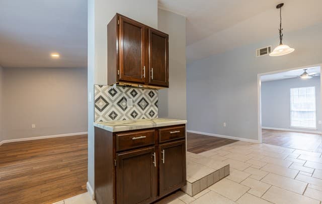 5815  Lost Crk, San Antonio, TX 78247 — photo 16