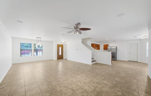 10615  Bearwolf Bay, San Antonio, TX 78245 — photo 10