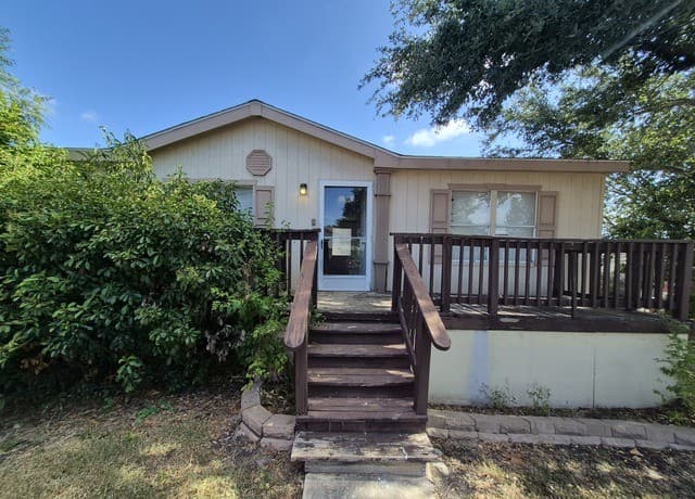 7500  Paradise Rd. Unit 55