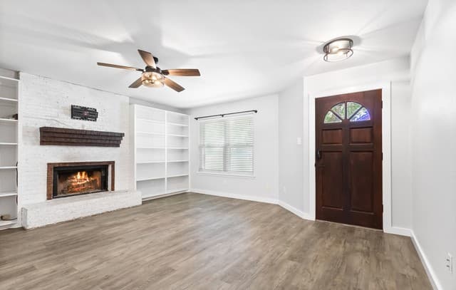 1935  Tiara Dr, New Braunfels, TX 78130 — photo 4