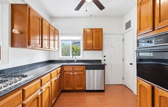 3030  Urban Crest Dr, San Antonio, TX 78209 — photo 11
