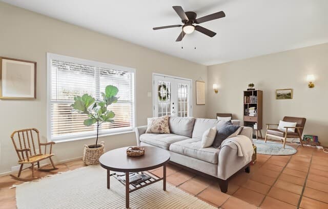 3030  Urban Crest Dr, San Antonio, TX 78209 — photo 2