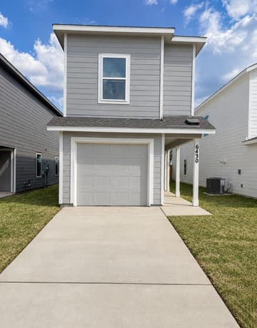 6430  Dali Bnd, San Antonio, TX 78263 — photo 2