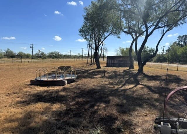 160  County Road 733, Moore, TX 78057 — photo 13