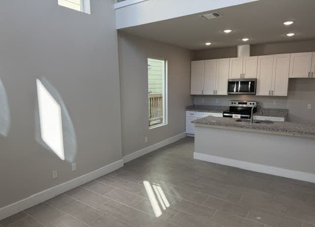 210  Rainbow Unit UNIT 9