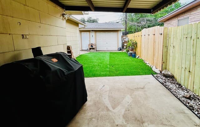 122  Hartford Ave, San Antonio, TX 78223 — photo 17