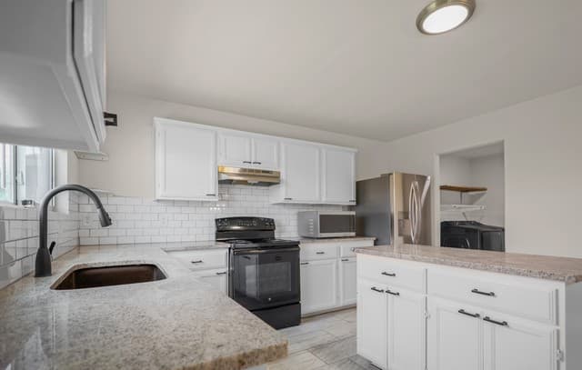 3974  Key West Way, Converse, TX 78109 — photo 19