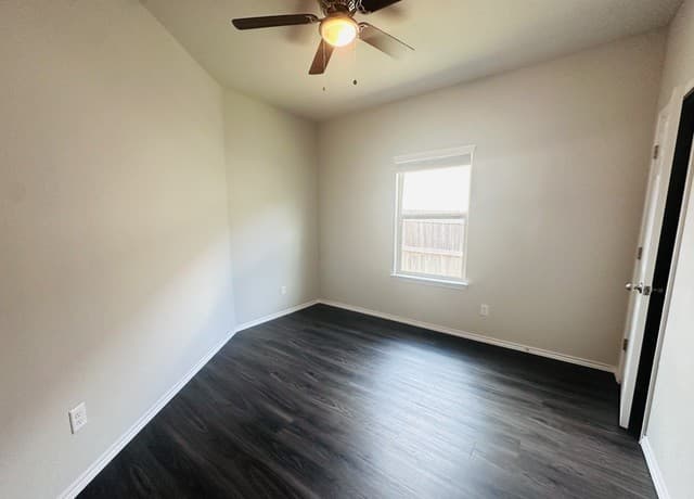 9224  Canyon Bnd Unit 2, Converse, TX 78109 — photo 9