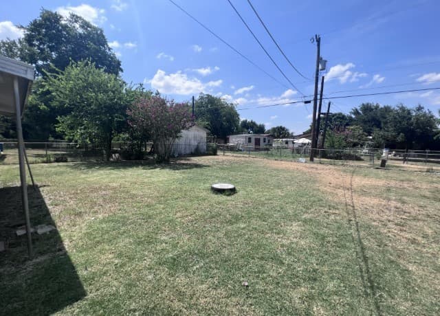 703 E Formosa Blvd, San Antonio, TX 78221 — photo 8
