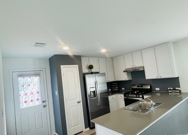 6948  Calcite Trl, Elmendorf, TX 78112 — photo 7