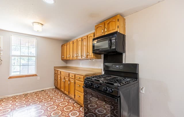134  Cheyenne Unit 3, San Antonio, TX 78207 — photo 11