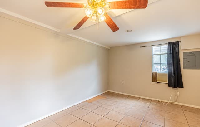134  Cheyenne Unit 3, San Antonio, TX 78207 — photo 17