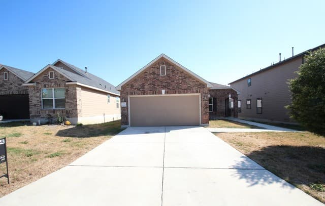 14622  Achilles Dr