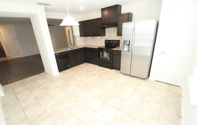 14622  Achilles Dr, San Antonio, TX 78245 — photo 9