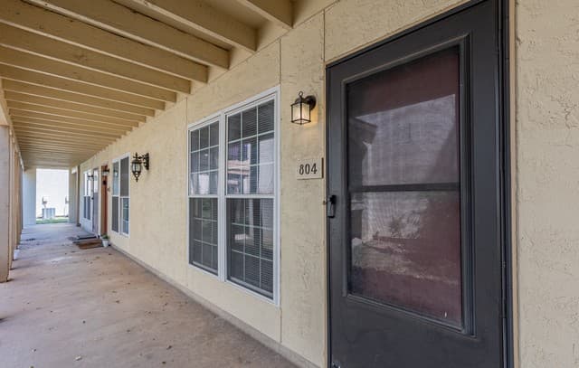 8702  Village Dr Unit 804, San Antonio, TX 78217 — photo 2