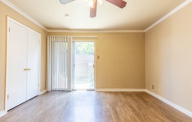 8702  Village Dr Unit 804, San Antonio, TX 78217 — photo 23