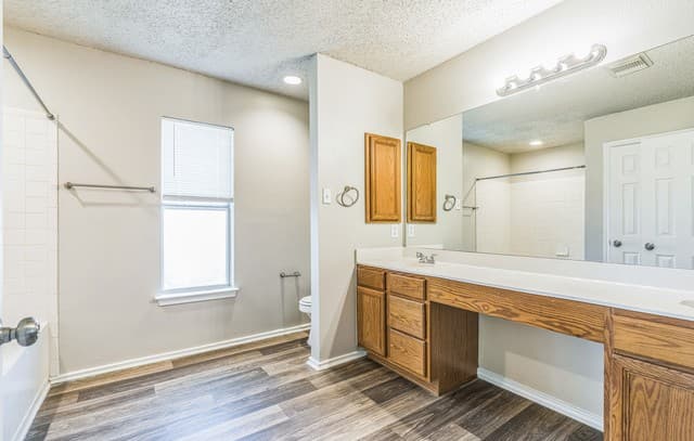 7427  Legend Point, San Antonio, TX 78244 — photo 10