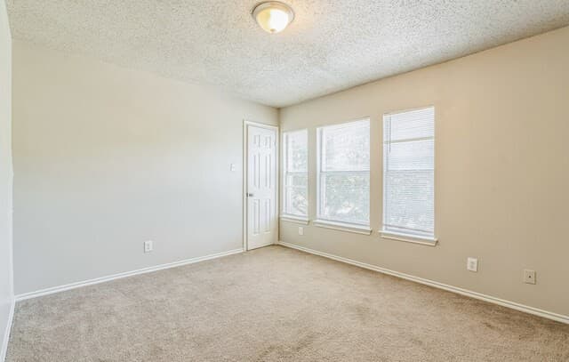7427  Legend Point, San Antonio, TX 78244 — photo 20