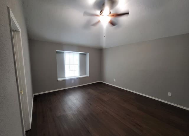 3502  Pavillion Circle, San Antonio, TX 78247 — photo 17