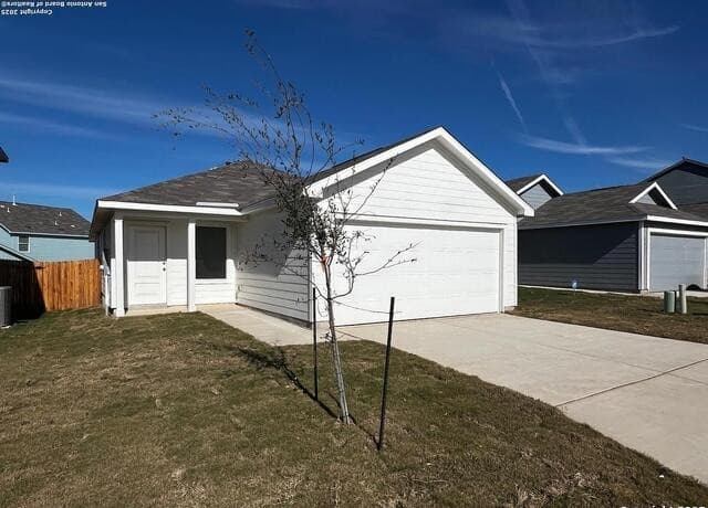 6933  Calcite Trail