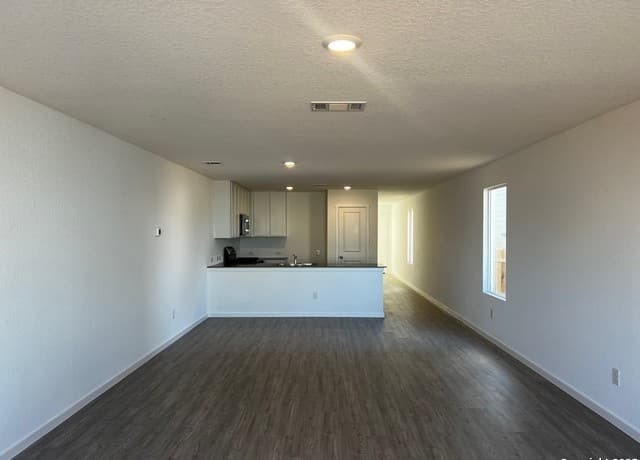 6933  Calcite Trail, Elmendorf, TX 78112 — photo 13