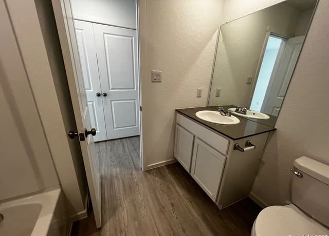 6933  Calcite Trail, Elmendorf, TX 78112 — photo 7