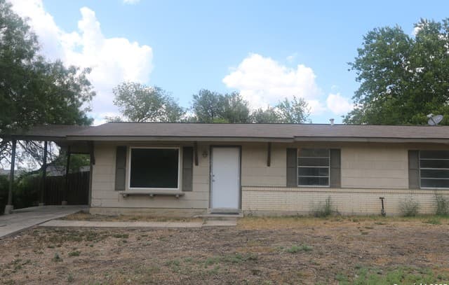 127  Fair Valley St, San Antonio, TX 78227 — photo 2